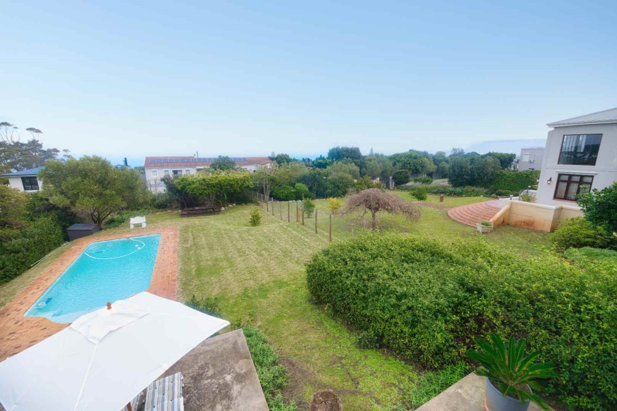 7 Bedroom Property for Sale in Voelklip Western Cape